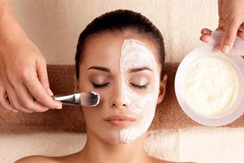 Para qué sirve aplicar maicena con bicarbonato de sodio en la piel