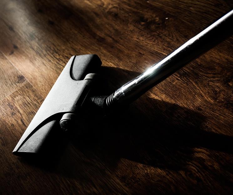 Trucos para limpiar los pisos de madera sin dañarlos Trucos para limpiar los pisos de madera sin dañarlos