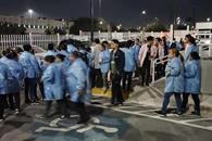 Evacuan a 500 trabajadores de empresa Evacuan a 500 trabajadores de empresa