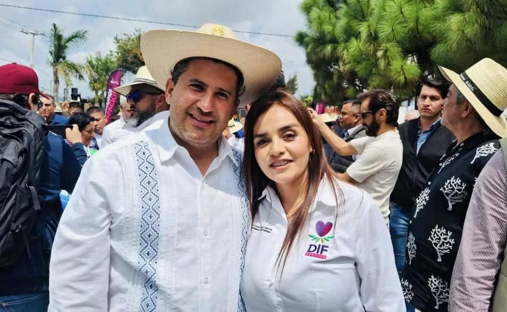 Dedica Grecia Quiroz emotivo mensaje a Carlos Manzo Dedica Grecia Quiroz emotivo mensaje a Carlos Manzo