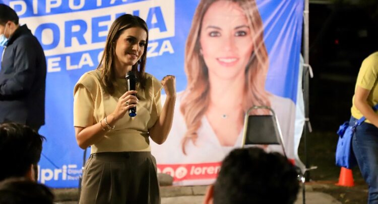 Realiza Lorena de la Garza brigada de salud Realiza Lorena de la Garza brigada de salud