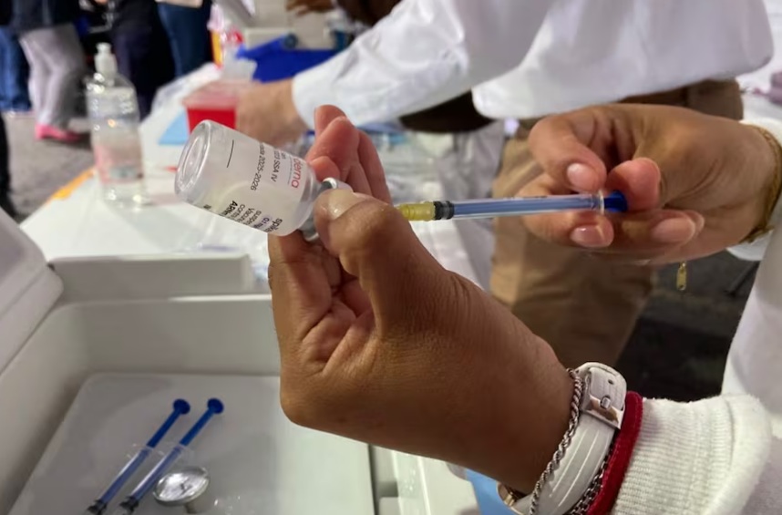 Inicia jornada masiva de vacunación en Ciudad Universitaria