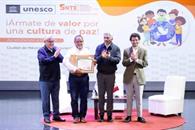 UNESCO reconoce a maestros del SNTE UNESCO reconoce a maestros del SNTE