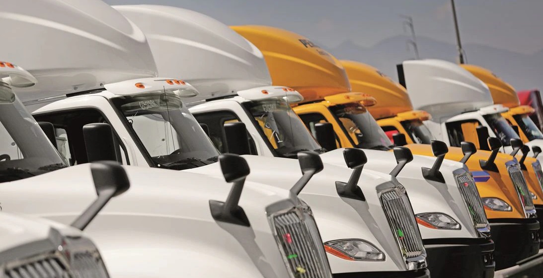 Producción y exportación de camiones caen más de 50% en octubre