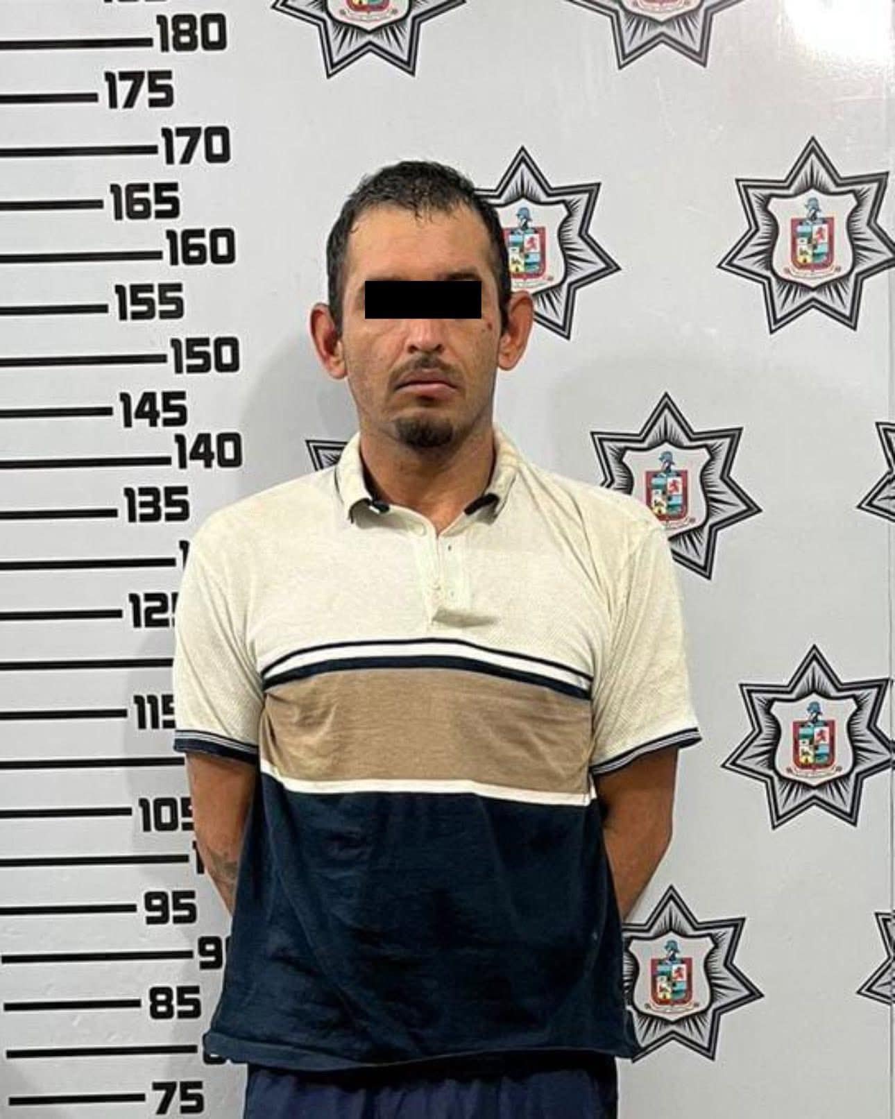 Elementos de Seguridad Pública de Allende, realizaron la detención de dos integrantes de una banda de roba carros, que fueron ubicados desplazándose a bordo de una camioneta en la carretera Nacional en esta ciudad.