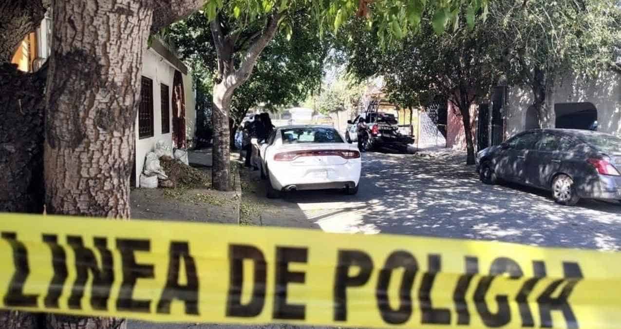 Un hombre en avanzado estado de descomposición fue localizado al interior del cuarto donde rentaba, al norte de Monterrey.