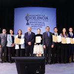 Reconoce UANL a universitarios por su compromiso social y voluntaria