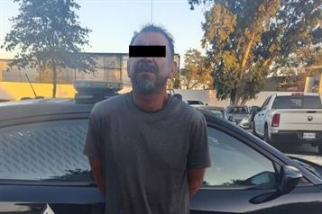 Detienen a dos sujetos por agredir a policías