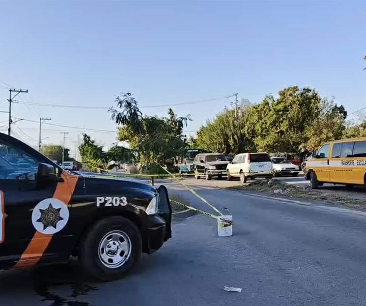 Cae de segundo piso y fallece