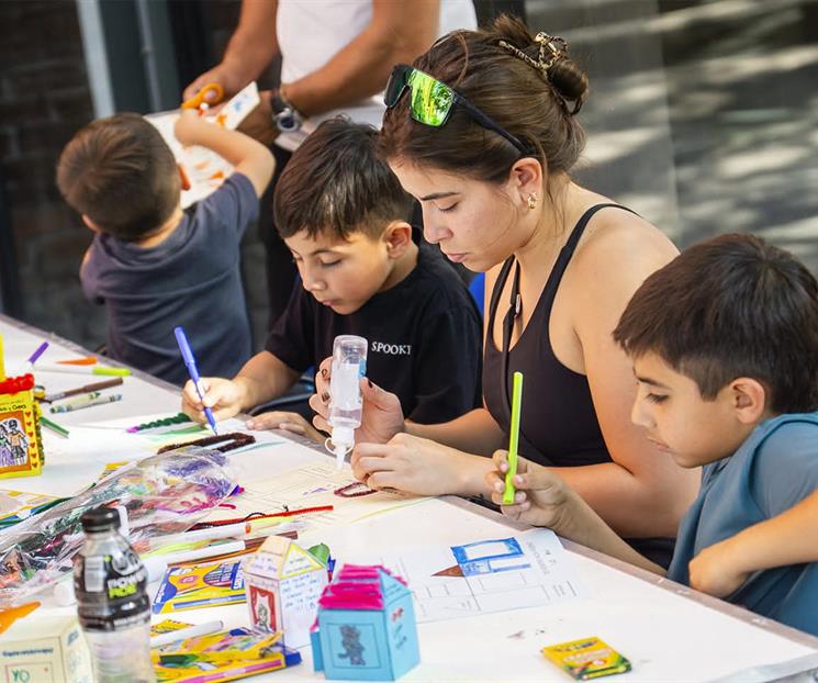 Invitan a Talleres Express sobre la obra de Agatha Ruiz Invitan a Talleres Express sobre la obra de Agatha Ruiz