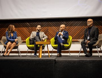 Cuidar a quienes cuidan hace florecer la infancia: Foro Tec