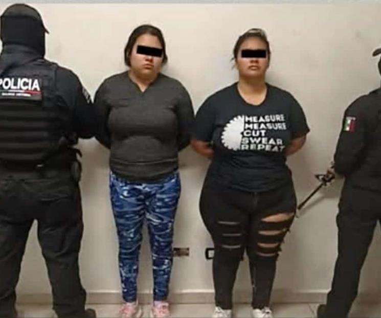 Agreden a mujer; las detienen