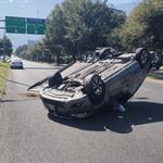 Sufre volcadura en San Pedro