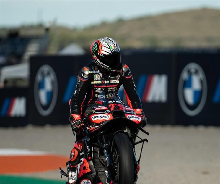 Gana Bezzechi en Valencia y acaba temporada en MotoGP