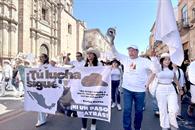 Salen miles de michoacanos a protestar por la paz en México Salen miles de michoacanos a protestar por la paz en México