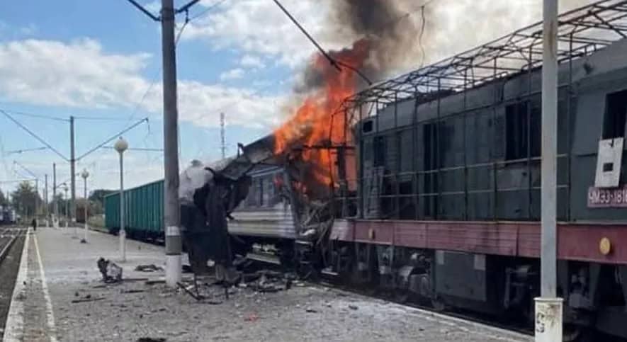 Golpean bombardeos rusos el sistema ferroviario ucraniano