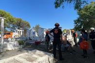 Cae hombre a tumba tras colapsar lápida en panteón de Guadalupe