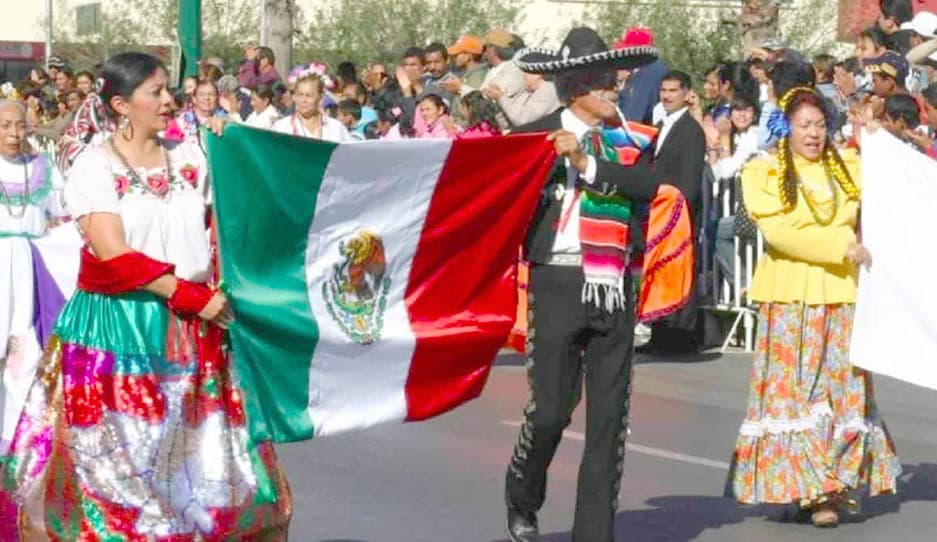 Invita gobierno estatal al desfile revolucionario