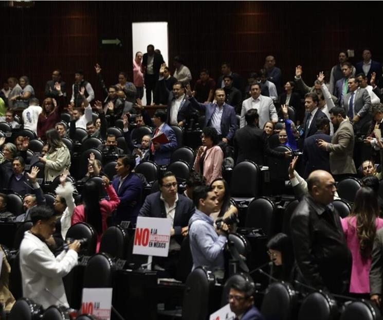 Rechaza Bloque 4T violencia en manifestación