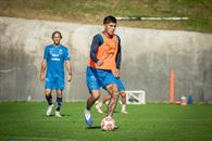 Aprovechan asueto para apoyar a Rayados Aprovechan asueto para apoyar a Rayados