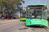 Deja choque entre camiones urbanos y tráiler 29 heridos en Escobedo