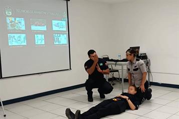 Capacitan a guardias del Metro para el Mundial en la UCS