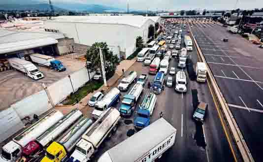 Convocan paro nacional de transportistas el 24