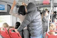 Ampliarán definición de acoso en el transporte público