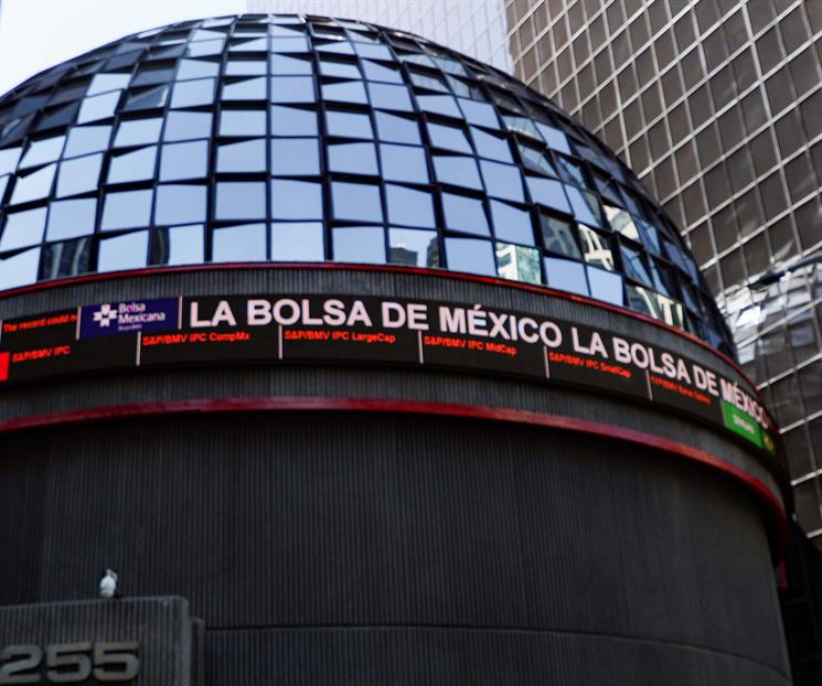 Peso sufre tropiezo en medio de incertidumbre económica mundial