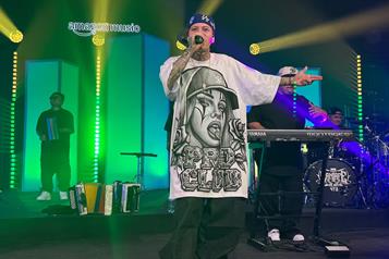 Santa Fe Klan presenta su nuevo disco Baile Cholo