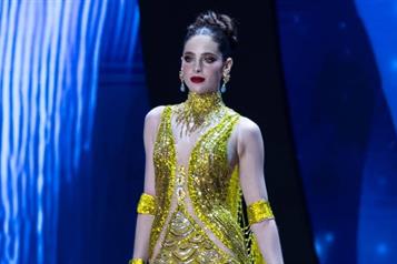 Regresa F&aacute;tima Bosch a M&eacute;xico tras Miss Universo