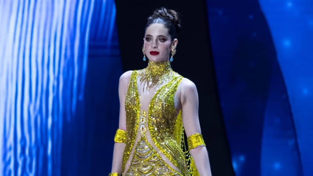 Regresa Fátima Bosch a México tras Miss Universo Regresa Fátima Bosch a México tras Miss Universo