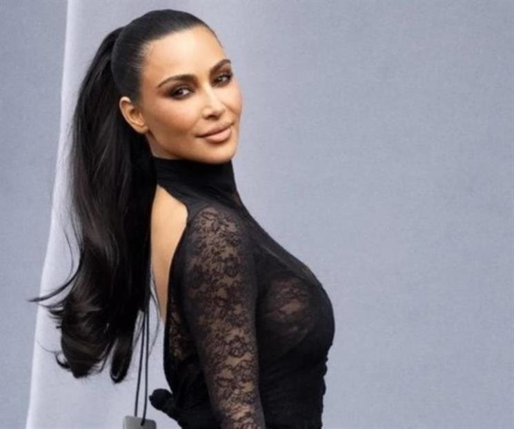 Pagó Kim Kardashian 80 mil dls para recuperar Bibilia de su papá Pagó Kim Kardashian 80 mil dls para recuperar Bibilia de su papá