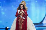 Fátima Bosch se corona como Miss Universo 2025