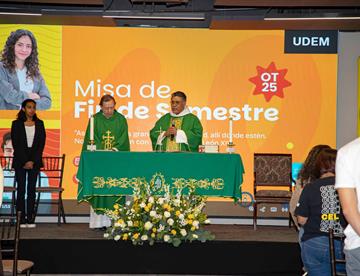 Misa de fin de semestre refuerza compromiso espiritual y académico