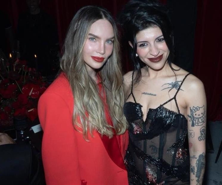 Sorprenden Belinda y Cazzu con encuentro amistoso