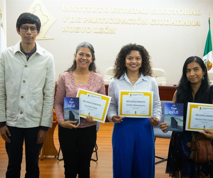 Presentan cuento infantil Osos en el cielo