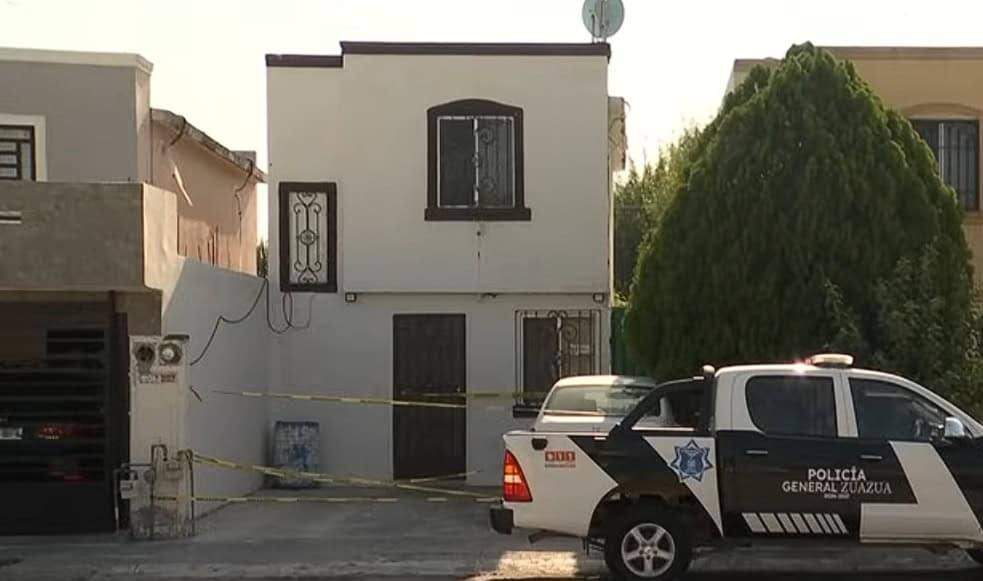 Una discusión entre una pareja estuvo a punto de terminar en tragedia, cuando un ecotaxista apuñaló a su pareja y luego ingirió insecticida para atentar contra su existencia, en el municipio de Zuazua, Nuevo León.