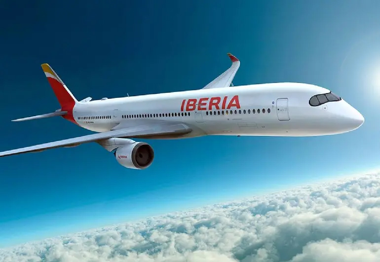 Cancelan Aerolíneas vuelos a Venezuela por actividad militar