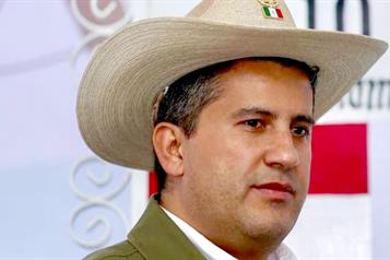 Dictan prisión preventiva a escoltas de Carlos Manzo