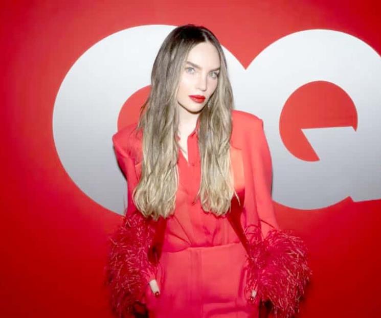 Dejar&aacute; Belinda a M&eacute;xico para grabar Carlota en Espa&ntilde;a