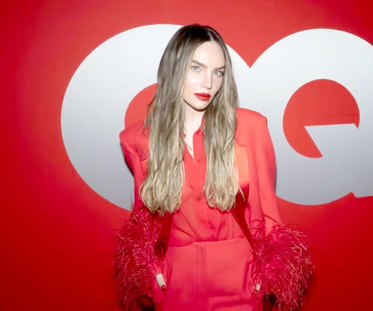 Reconocen a Belinda como Mujer del Año