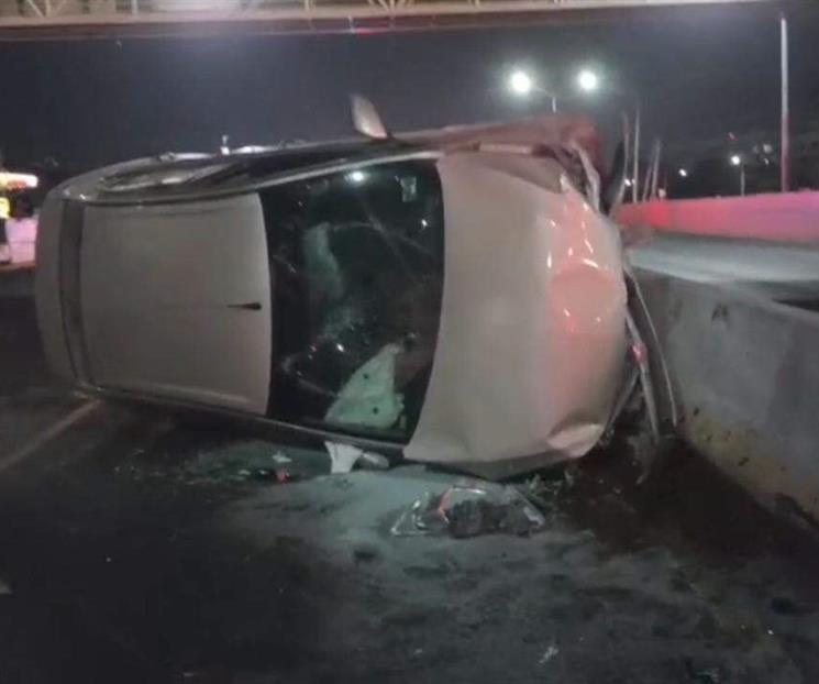 Resulta herido en volcadura Resulta herido en volcadura