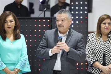 Prepara Sección 21 el encendido del ´Pino Navideño´