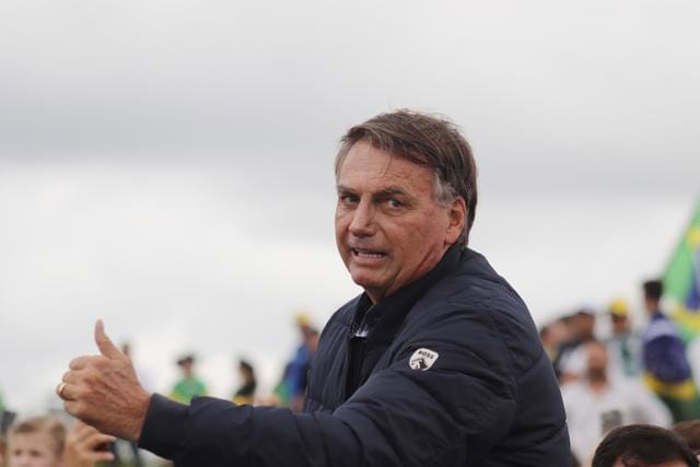 Niega Bolsonaro intento de fuga tras quemar su tobillera Niega Bolsonaro intento de fuga tras quemar su tobillera