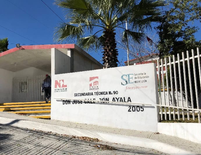 Hieren con un compás a estudiante de secu