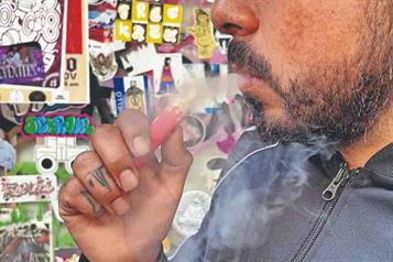 Impulsan reglas claras para vapeadores