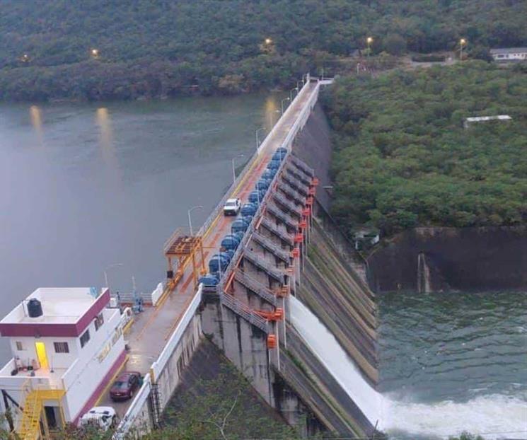 Abren compuertas de la Presa La Boca tras lluvias
