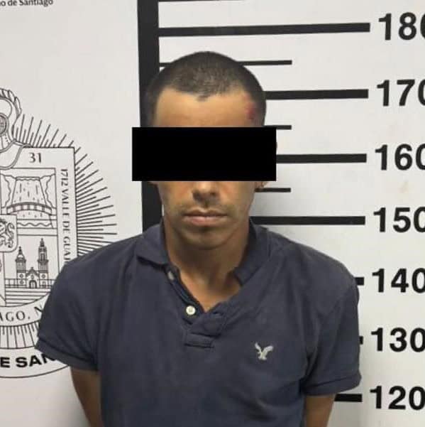 Elementos de la Secretaría de Seguridad Pública y Vialidad de Santiago, frustraron el robo a un domicilio y detuvieron al ladrón aún adentro del lugar, en la comunidad de San Pedro.