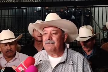 Mantendrán transportistas bloqueos ante falta de acuerdos